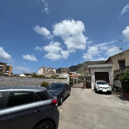 Apartment Castelforte House Palermo